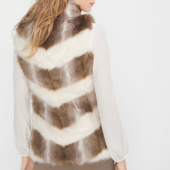 White House Black Market Faux Fur Chevro Striped Vest in brown and white Size SP - Picture 3 of 16